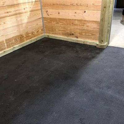 Re-Vulcanized Rubber Stall Mats - Straight Edge