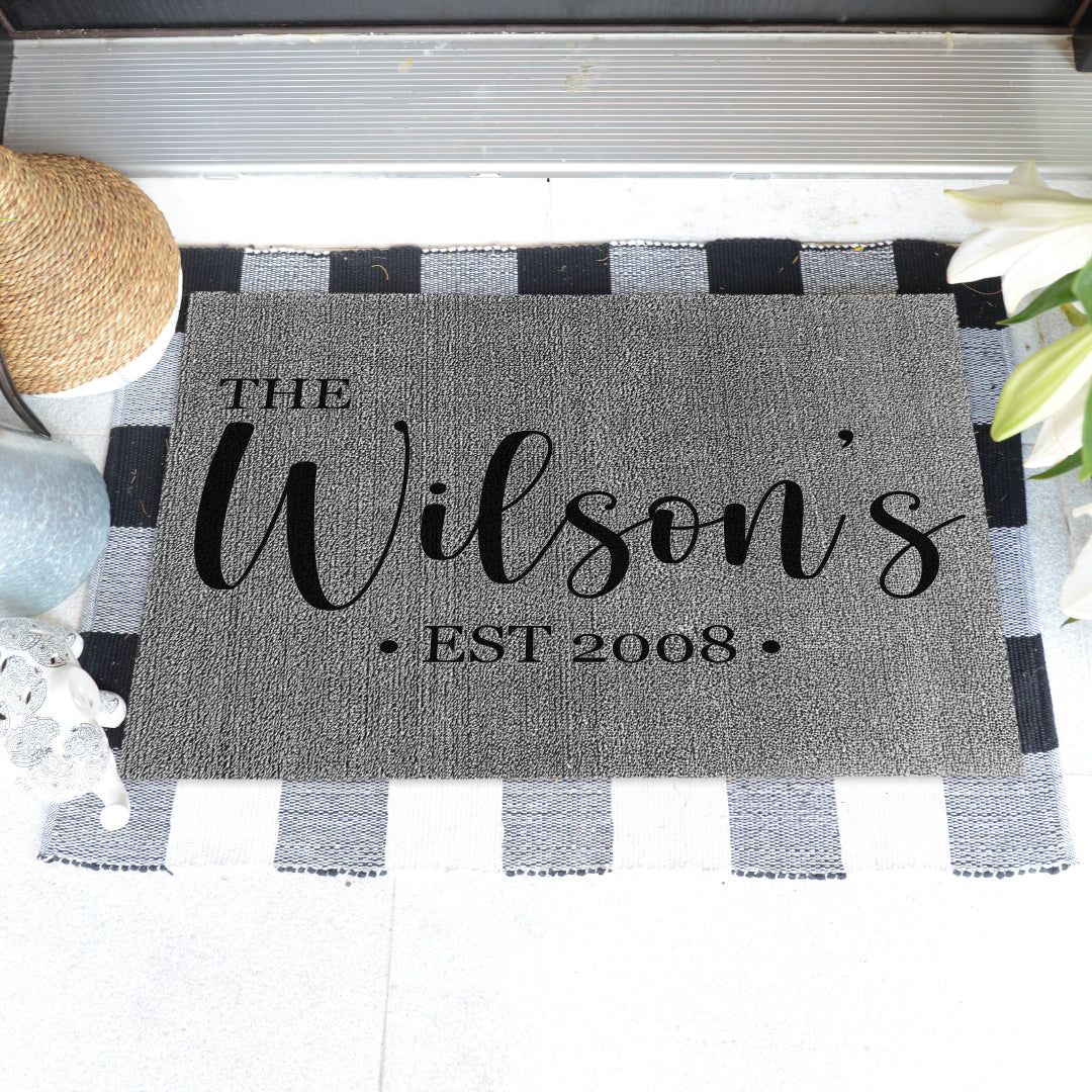 Decor Loop Family Name Border Personalized Doormats